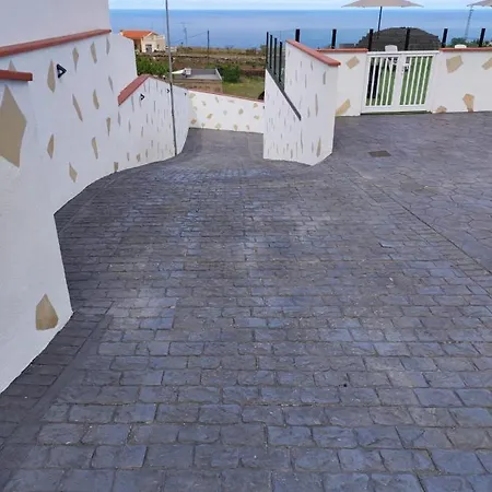 Holiday home Casa Piramide 2. Terraza Wifi Y Parking Privado
