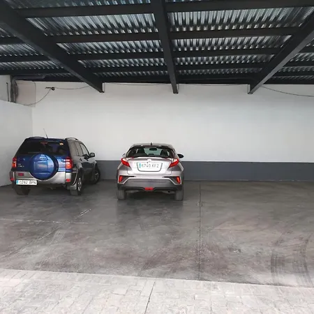 Casa Pirámide 2. Terraza Wifi Y Parking Privado Сasa de vacaciones *